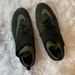 Nike Air Zoom Strong Tennis Shoes